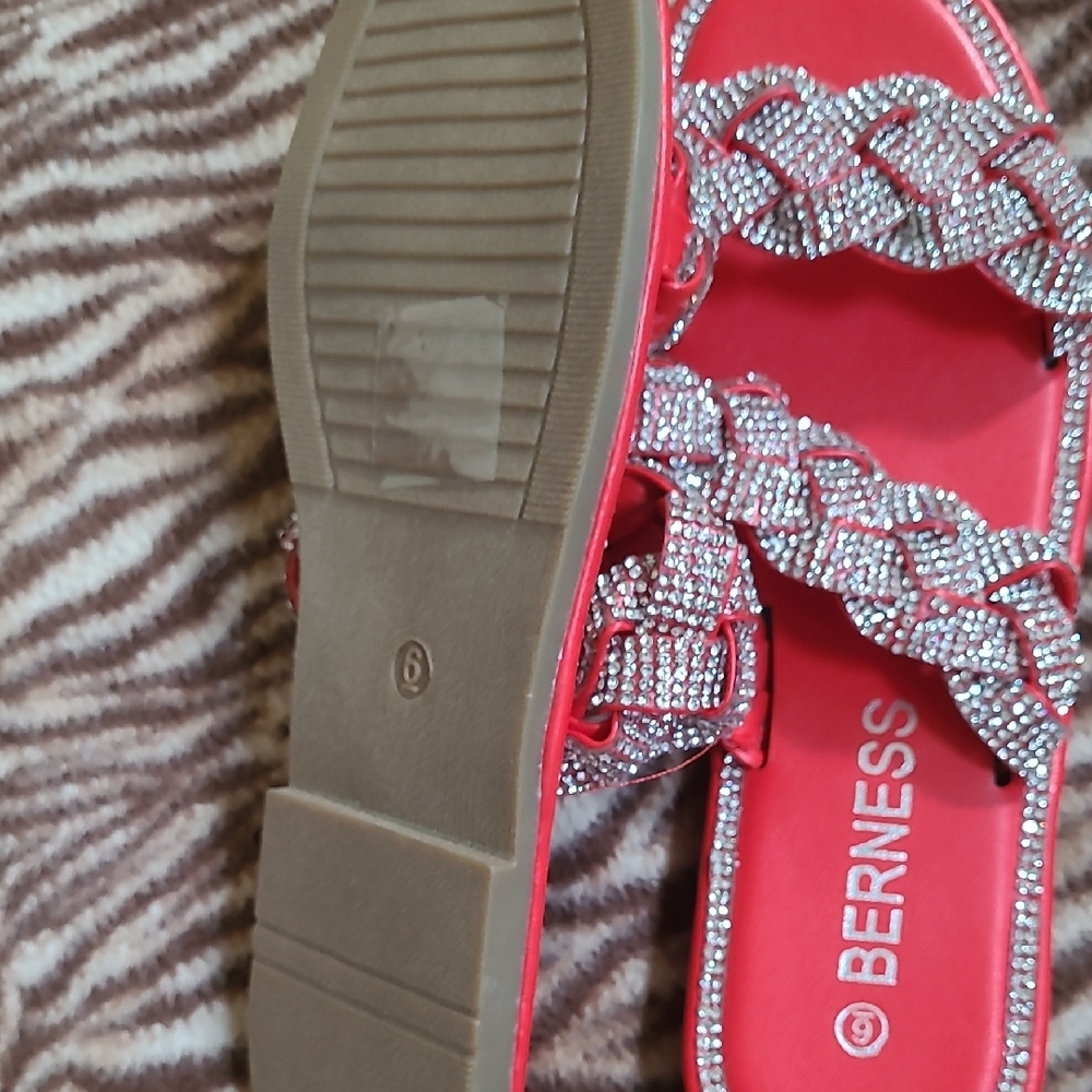 Red Rhinestone Women's Sandals Size 6 - Picture 4 of 8